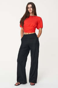 CASA WRAP TOP RUBY RED