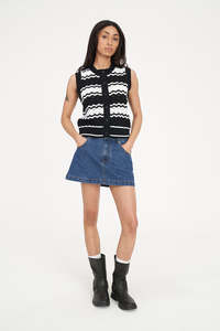 Knitwear: ZIGGY STRIPE VEST BLACK/WHITE
