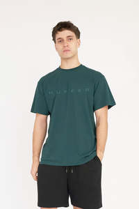 MENS SUP TEE/ENSEMBLE EMERALD