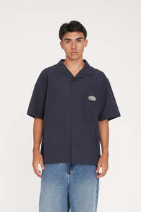 Mens Shirts: BOX SHIRT/ROUNDERS NAVY