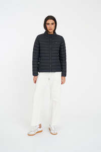 WMNS CLASSIC PACKABLE JACKET BLACK