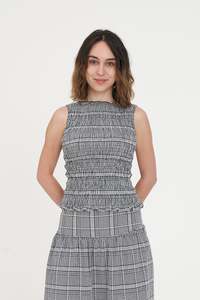 GIGI SHIRRED TOP BLACK