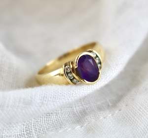 Huhas Marketplace: 9ct Gold Amethyst and Diamond Ring