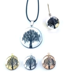 Wholesale: 094 - Black Tree Of Life - Carded