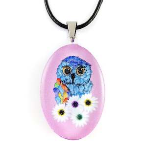 New Natures Reflections Range: Pink Owl Pendant