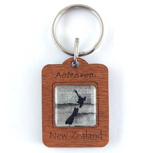 Giftware: NZ Map Keyring