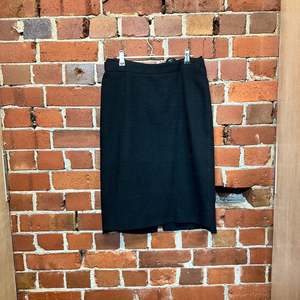 Products: MARTIN MARGILEA wool skirt