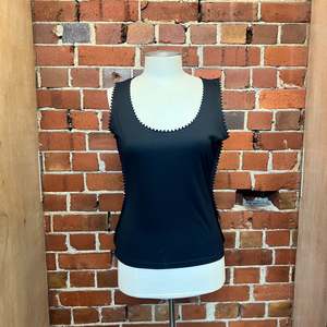 Products: ISSEY MIYAKE singlet top