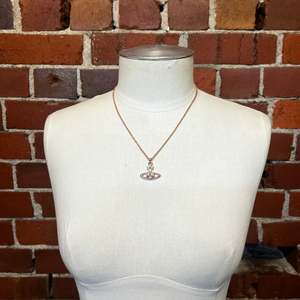 Products: VIVIENNE WESTWOOD orb necklace