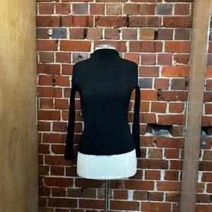 ISSEY MIYAKE PLEATS PLEASE top