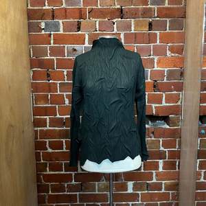 Japanese: ISSEY MIYAKE top