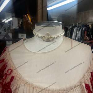 VIVIENNE WESTWOOD PEARL choker necklace