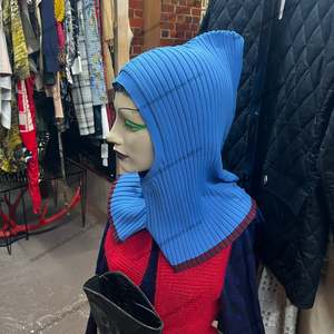 PLEATS PLEASE winter hood!