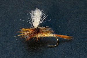 Dry Flies: Adams Cream - Kiwi Fly Fishing