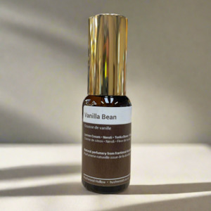 Sandalwood: Natural Artisan Perfume
