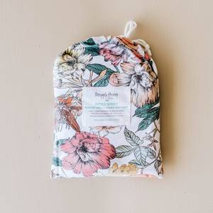 Bedding: Australiana Bassinet Sheet