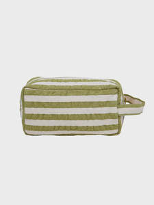 Bath: Seersucker Stripe Dopp Kit