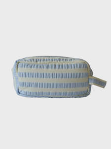 Butter Blue Seersucker Dopp Kitt