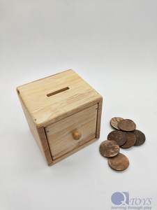 Qtoys: Montessori Disc Post Box