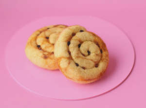 Junimoon: Pain Au Raisin - 2 Piece Set