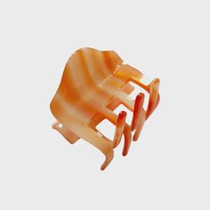 Accessories 1: Vivienne Claw Clip in Tangerine