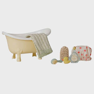 Maileg Bathtub Set Mouse Yellow