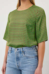 Tuesday: Serene Top | Fan Print