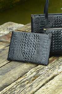 Accessories: One In Every Pouch | Black