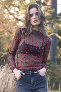 Heart to Heart Top | Black/Red