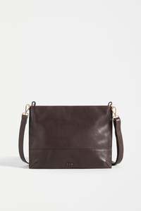 Bags: Dionn Crossbody | Espresso