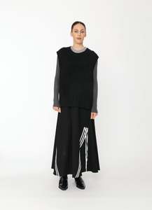 Livia Vest | Black