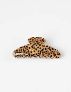 Hair: Hair Claw | Speckled Spot Camel