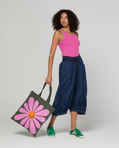 Cosmos Smilte Tote