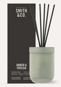 Home Fragrance: Smith & Co Amber & Freesia Diffuser 200ml