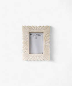 Photo Frames: Aria Carved Photo Frame Mini