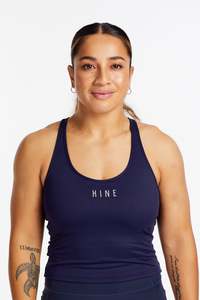 Final Sizes Hine: PERFORMANCE RACERBACK CROP SINGLET NAVY