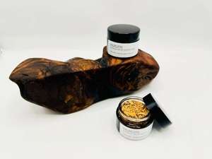 Products: Kauroma Ancient Kauri wood chips diffuser 30ml x 2 gift box NZ MADE Worldwide Delivery