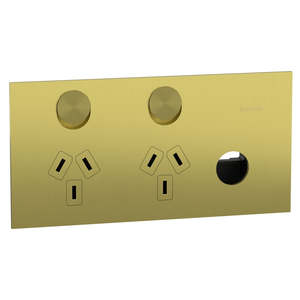 Plug Socket Connector 78: Solis-T Sw Socket 10A Dbl 1 x Extra Blank Brushed Brass