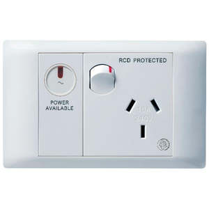 Plug Socket Connector 78: Excel Life Medical Sw Socket Sgl Horz 10A RCD Prot White
