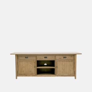Entertainment Units: Vaasa Entertainment / Sideboard - Oak
