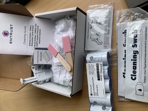Products: Entrust Datacard 524554-001 CR805 retransfer cleaning kit