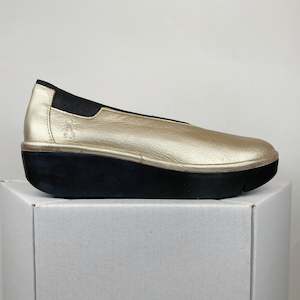 Fly London: Fly London Jury Light gold