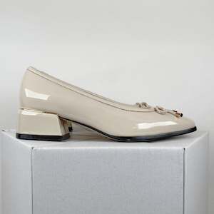 Bresley: Bresley Albane nude