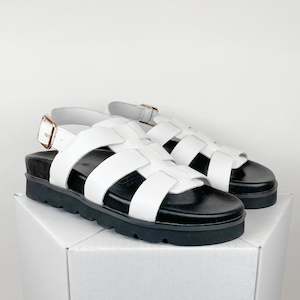 Alfie Evie: Alfie & Evie Version white