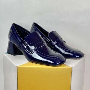 Last Pairs: LAST SIZE 39 Marian Juliet marine