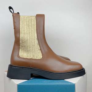 Last Pairs: LAST PAIR Beau coops Giselle tan gold metallic size 39