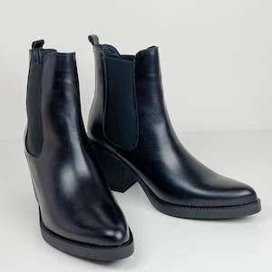 Nu by Neo Amanea black