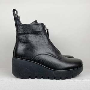 Size 41 Bresley Pyke black
