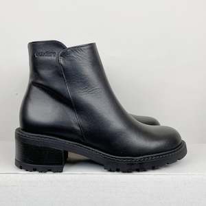 Wonders: Wonders Celine black