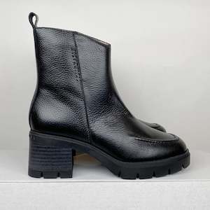 Hispanitas: Hispanitas joelle black